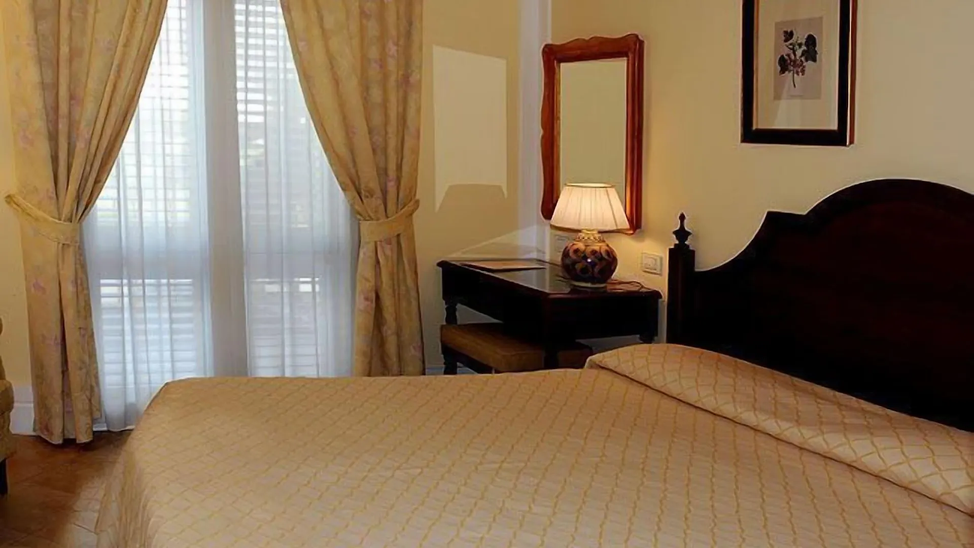 **** Hotel Villa Daphne Giardini-Naxos Italie