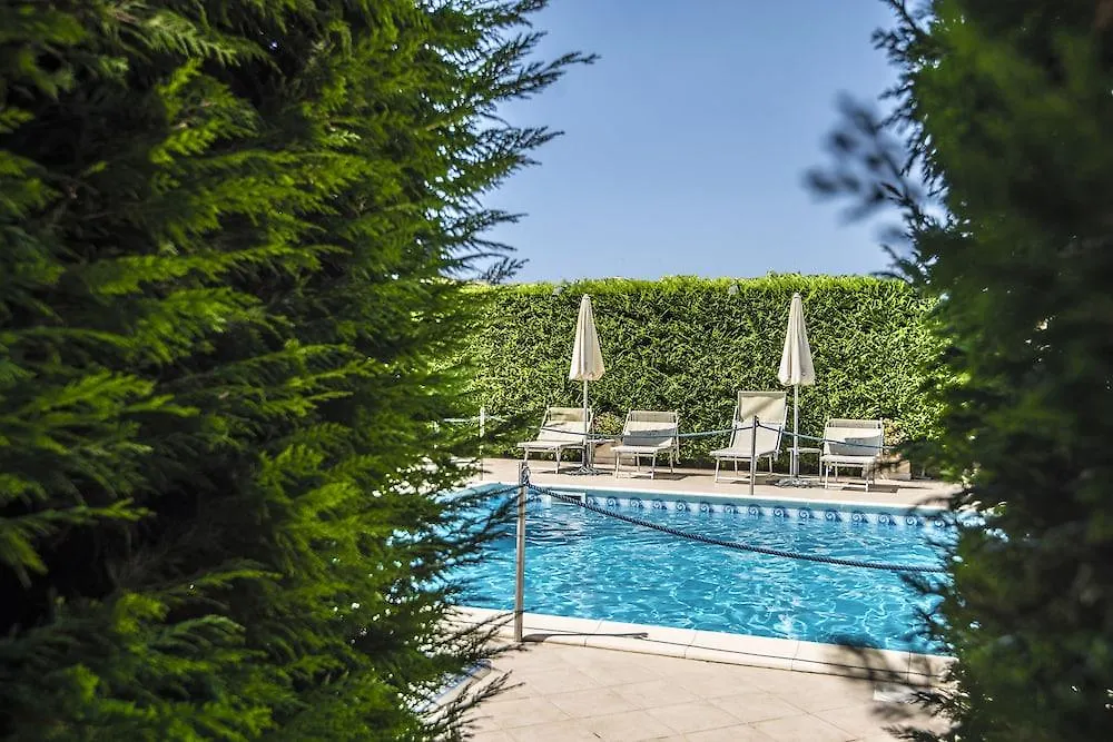 **** Hotel Villa Daphne Giardini Naxos Italy