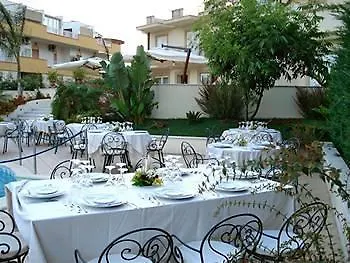 Villa Daphne Giardini Naxos Hotel