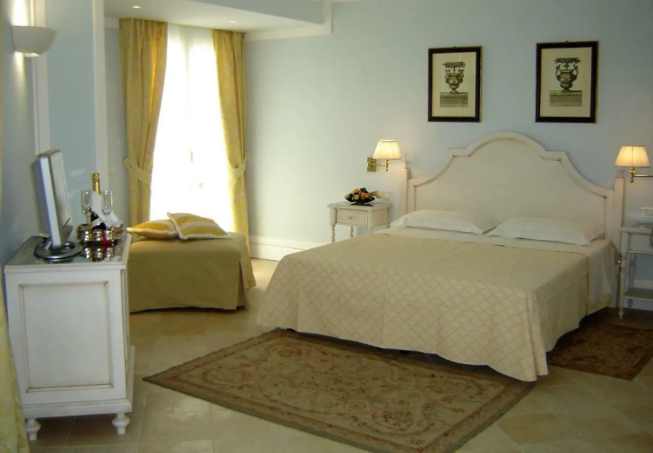 Villa Daphne Giardini Naxos